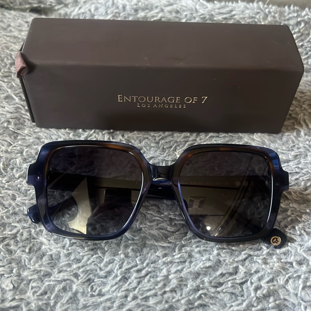 Entourage of 7 Ravenna  sunglasses